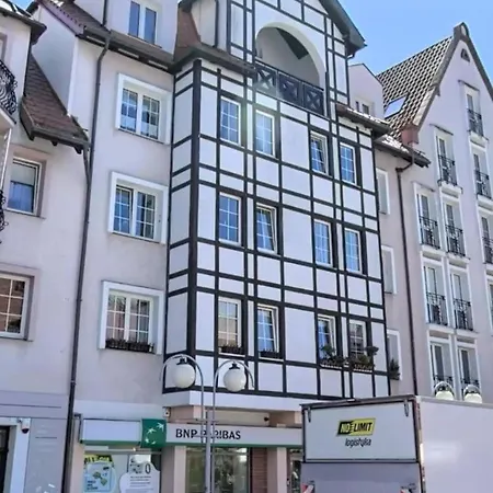 アパート Penthouse In The Old Citycenter